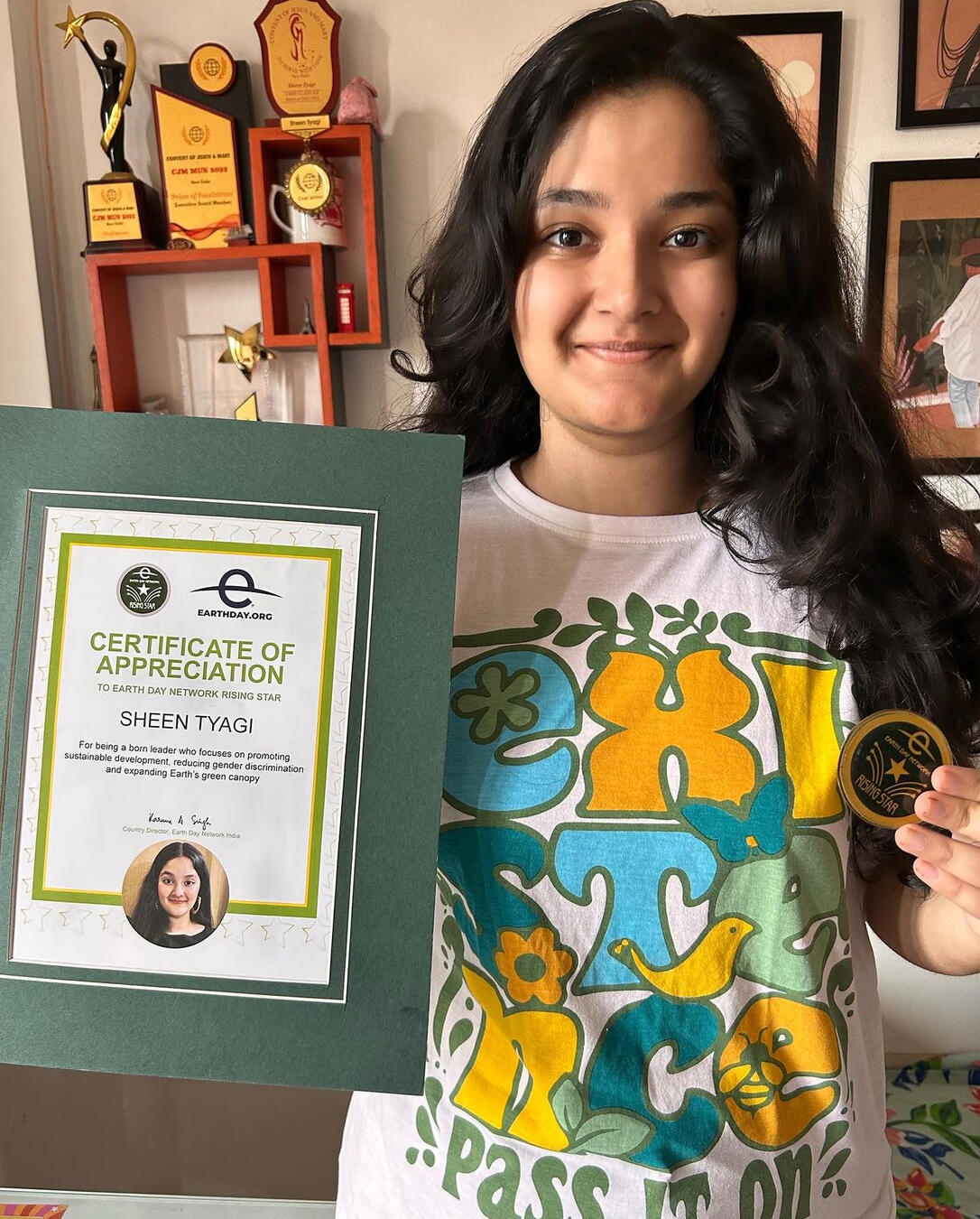 Awarded Earth Day Network Rising Star, &#39;for being a born leader who focuses on promoting sustainable development, reducing gender discrimination and expanding Earth&#39;s green canopy&#39;.